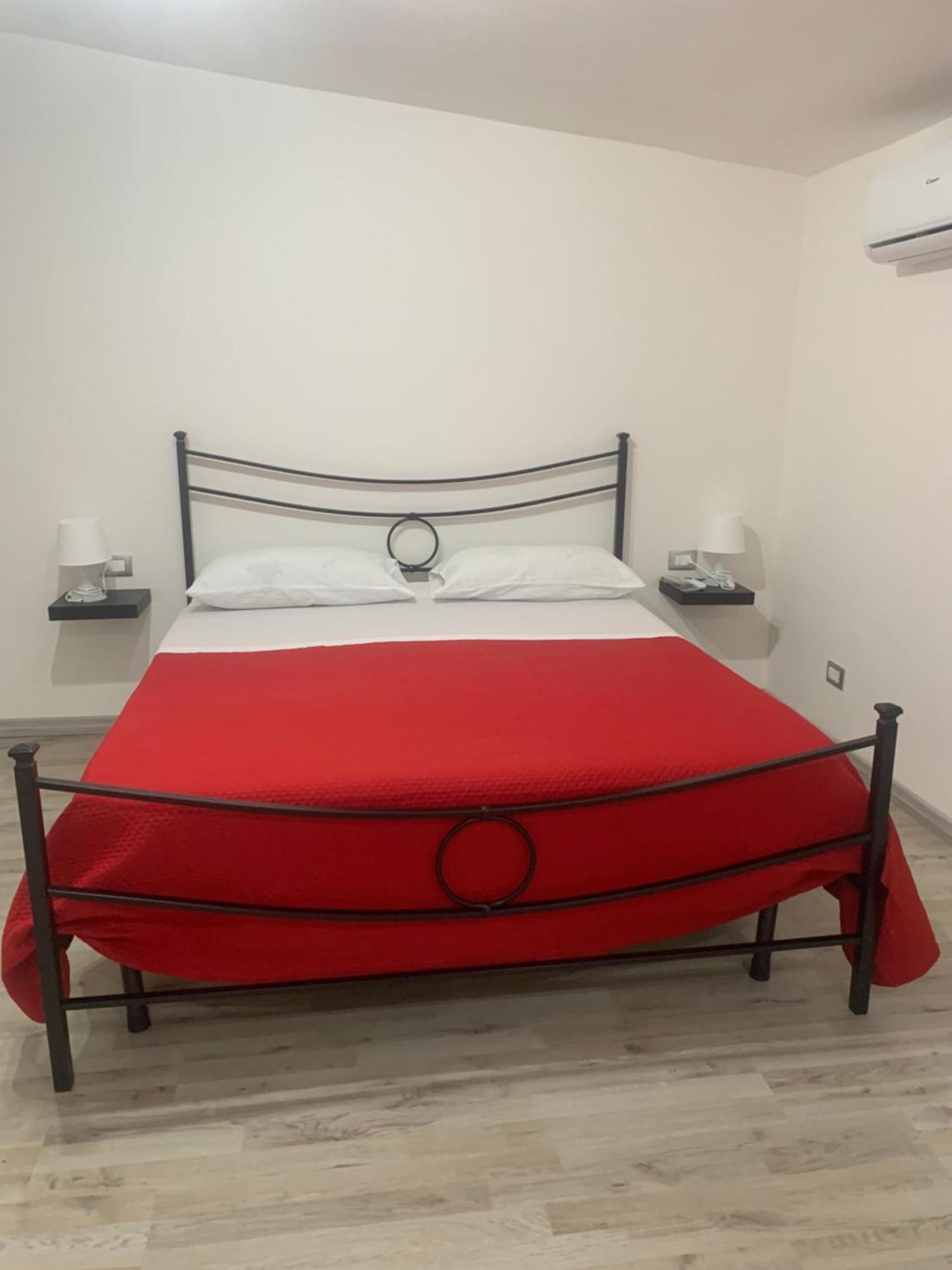 Loft Home Sweet Home Catania Bagian luar foto